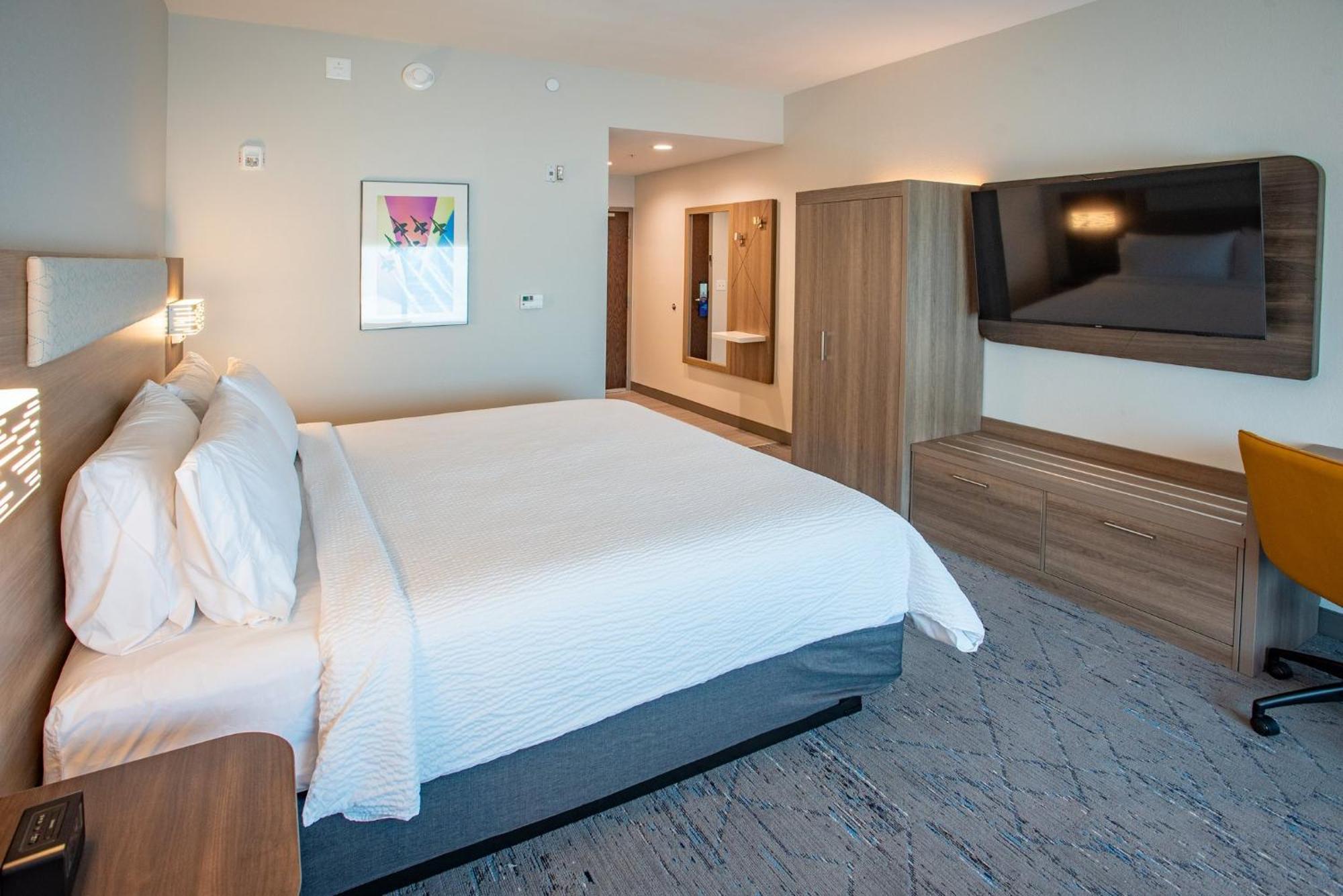 Holiday Inn Express & Suites Pensacola Airport North - I-10 By Ihg Ferry Pass Exteriér fotografie